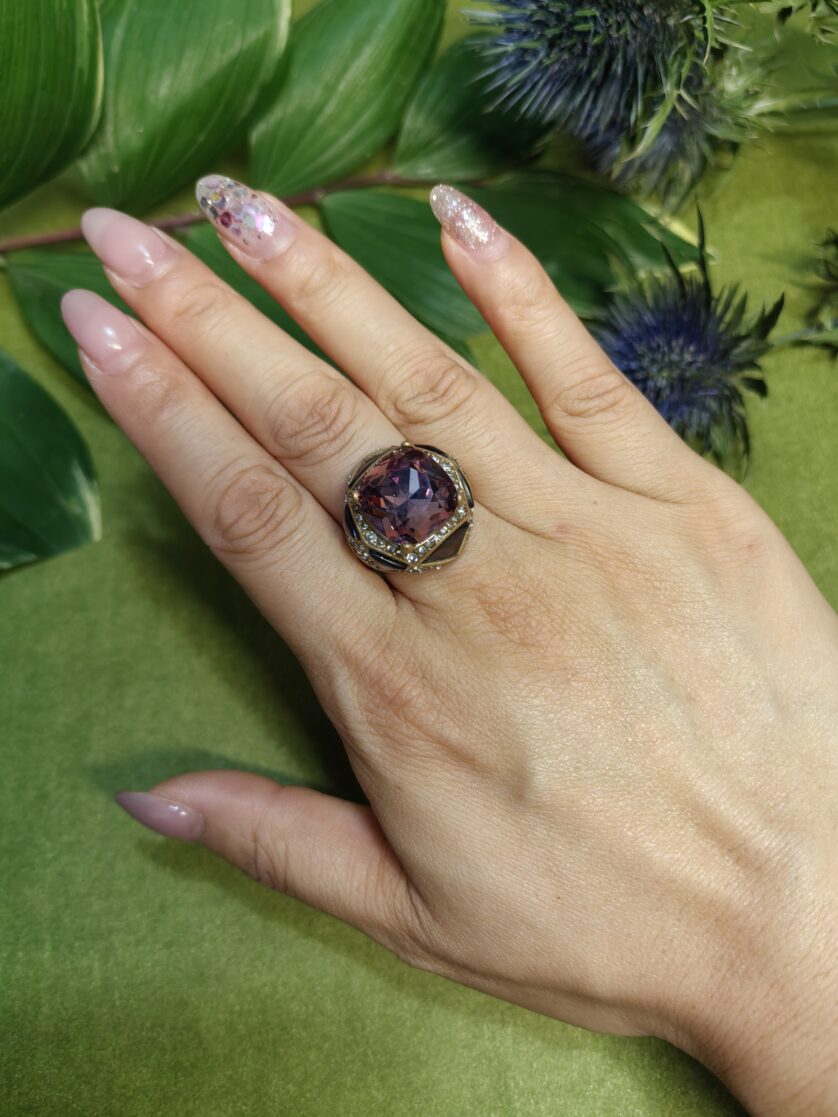 Ring four - Image 4