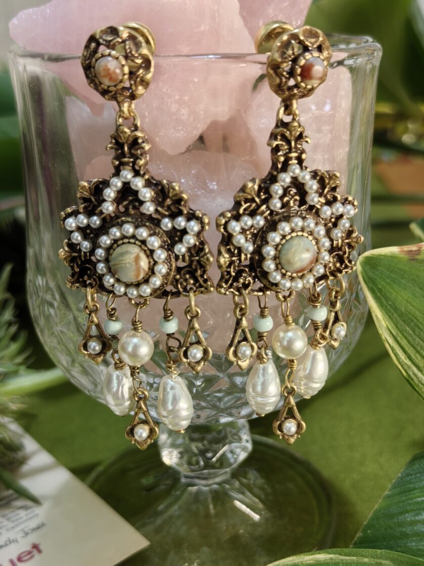 Earring four - Image 3