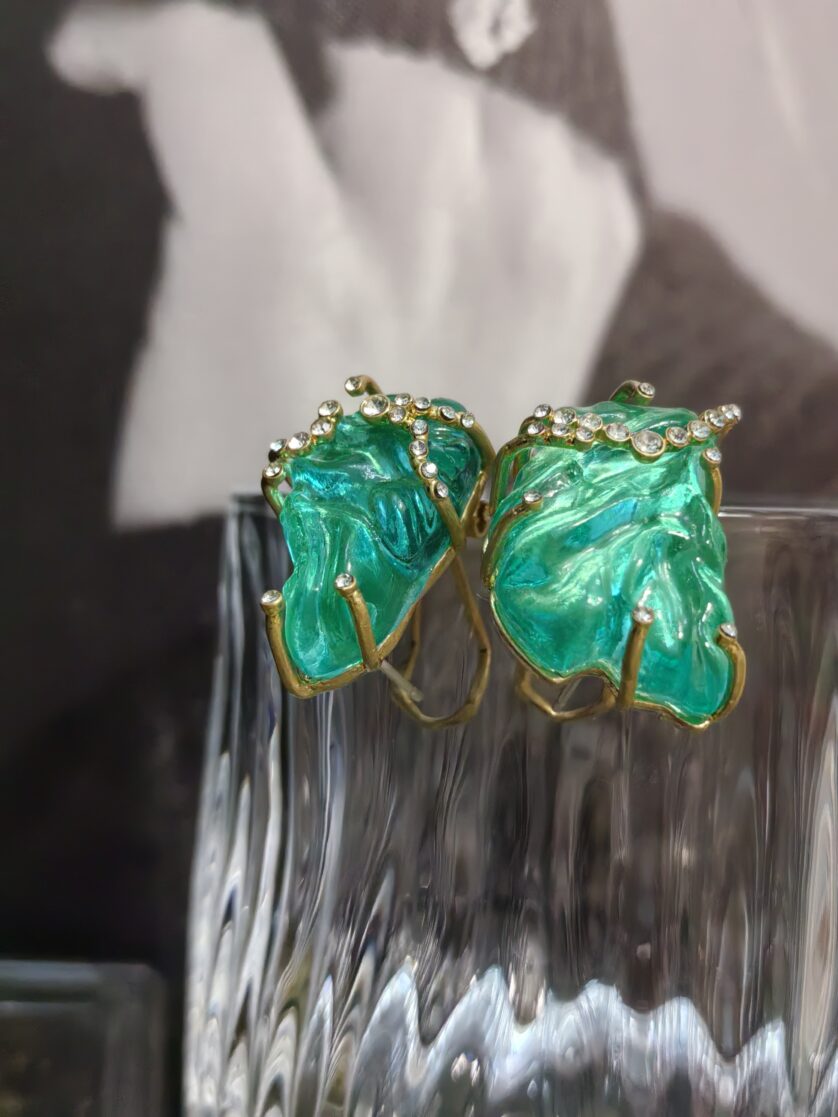 Green Rhinestone Irregular Earrings