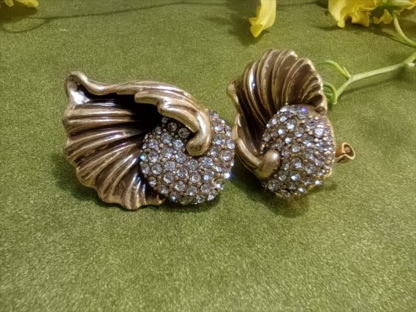 Conch Rhinestone Full Set Earrings