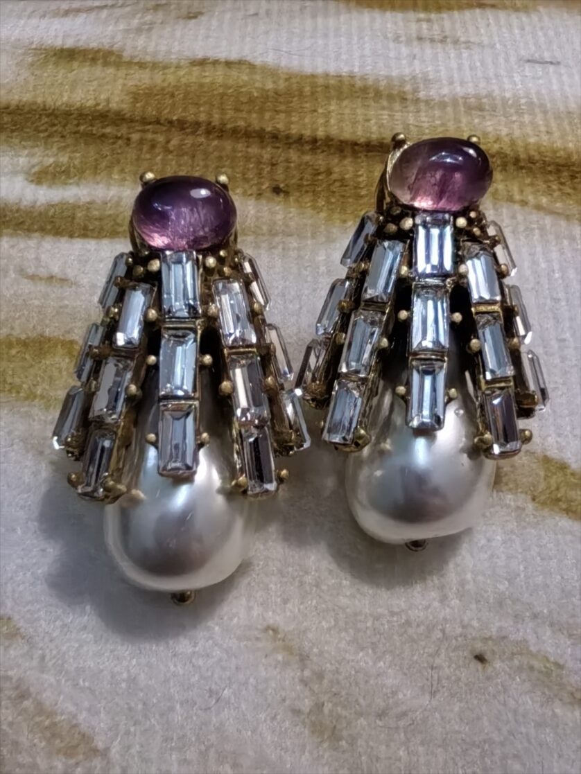 Rhinestone Pagoda Earrings