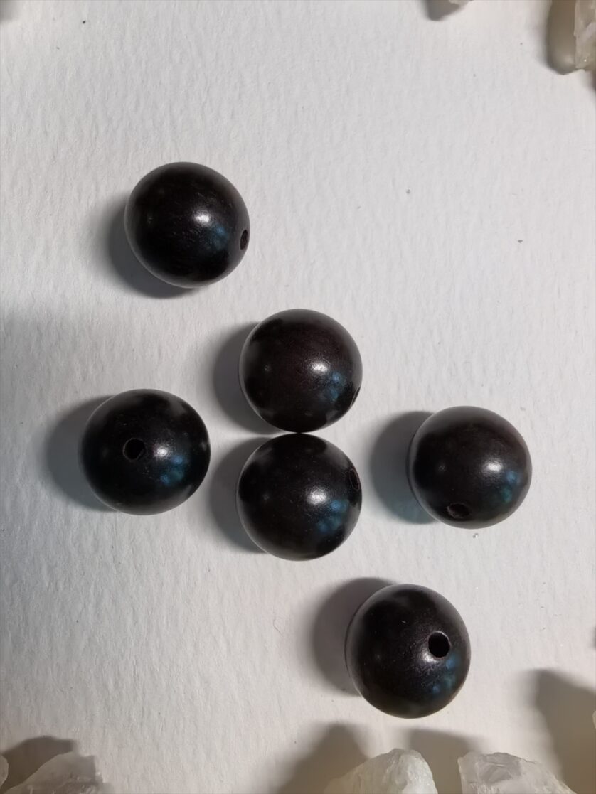 Ebony bead